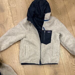 Patagonia Kids Puffer Jacket in Cream and Navy